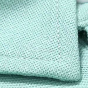 Chemise polo en coton piqué classique, douce et respirante, pour homme, pour tous les jours, la gym, les activités de plein air, les voyages et les sports. - Product Image 4