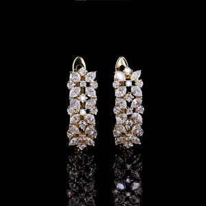 Pendientes de Aro con Diamantes Cultivados en Laboratorio con Corte Marquesa en Oro Amarillo |   Pendientes de Lujo para Novias y Fiestas |   Pendientes indios - Product Image 1