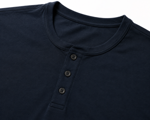 เสื้อยืดเฮนลีย์แขนสั้นสีน้ำเงินกรมท่าสำหรับผู้ชาย ผ้าฝ้าย 100% ทรงโอเวอร์ไซส์ สีพื้น ผ้าเจอร์ซีย์ถัก คอโอ แบบเรียบ ไม่ยับ - Product Image 3