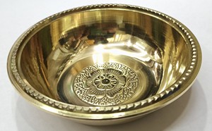 Cuenco Pequeño de Latón de Alta Calidad (Vati) para Alimentos y Rituales Hindúes y Pooja, Cuenco de Latón para Postres, Cuenco de Latón Dorado - Product Image 4