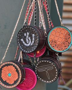 Sac de cantine en cuir de vachette style bohème avec pompon et fleurs, saison d'automne, qualité supérieure, prix de gros - Product Image 1