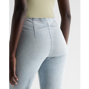 Pantalones de mezclilla para mujer con parches bordados, botones, estilo recto, transpirables, de cintura alta, informales, de algodón, para uso diario. - Product Image 5