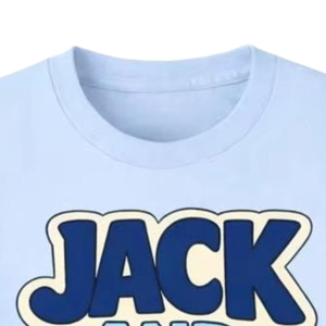 เสื้อยืดลายกราฟิกแจ็คแอนด์จิลสีฟ้าอ่อนสำหรับเด็ก แขนสั้น คอกลม พิมพ์ลายตัวอักษรสีสันสดใส เสื้อยืดลำลองสำหรับเด็ก เนื้อผ้านุ่ม ใส่ได้ทุกวัน - Product Image 5