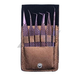 Kit Profesional de Pinzas para Pestañas, Juego de 6 Piezas de Pinzas para Pestañas de Acero Inoxidable con Levantador de Pestañas, Acabado Metálico Rosa - Product Image 1