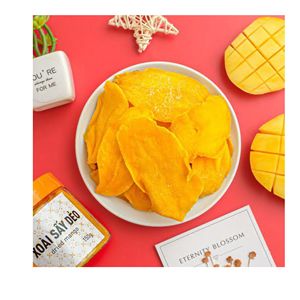 Rodajas de mango liofilizadas naturalmente que ofrecen un crujido ligero, ideales para batidos y el consumo de vitaminas. - Product Image 5