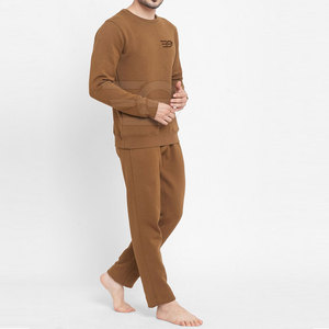 Ensemble de survêtements décontractés pour hommes – Sweat-shirt et pantalon en tissu doux pour le sport, le fitness, le jogging, le style urbain et le quotidien – Survêtements modernes pour hommes - Product Image 5