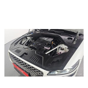 Genesis GV70 2.5T 2024, Gasolina, 2WD, con Caja de Cambios Automática, Asientos de Cuero, Cámara Trasera, 21,621 km, Volante a la Izquierda - Product Image 6