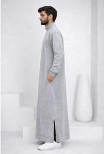 Thobe d'hiver en polaire à col montant, style arabe de Dubaï, pour hommes musulmans, en tissu thawab de qualité, Jubbah arabe au design moderne, personnalisable - Product Image 4