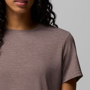 T-shirt à manches courtes en pur coton confortable pour femmes, avec logo personnalisé, pour acheteurs en gros, collection tendance 2026 - Product Image 4