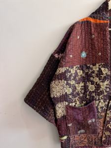 Veste kimono courte matelassée Kantha faite à la main pour femmes, style bohème - Product Image 3