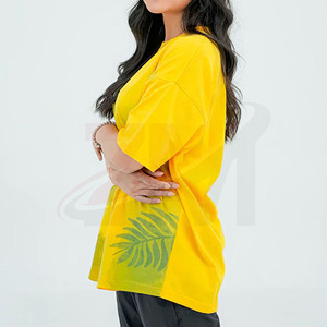 เสื้อยืดคอกลมพิมพ์ลายดอกไม้สีเหลืองสำหรับผู้หญิง ทรงหลวม แขนสั้น ผ้าฝ้าย 100% ระบายอากาศได้ดี สวมใส่สบายๆ สำหรับฤดูใบไม้ผลิและฤดูร้อน - Product Image 4