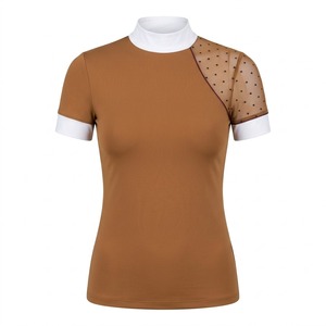 Haut court à manches courtes pour femme, couleur beige, col blanc et empiècement en dentelle dorée, faible MOQ - Product Image 4