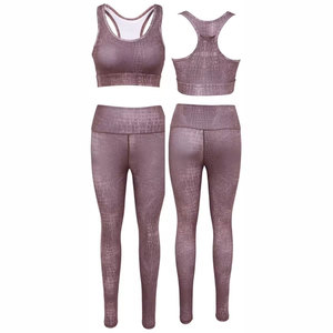 Conjunto de Yoga para Mujer, Elegante y Personalizado, de Primera Calidad, Conjunto de Yoga para Mujer Más Vendido - Product Image 1