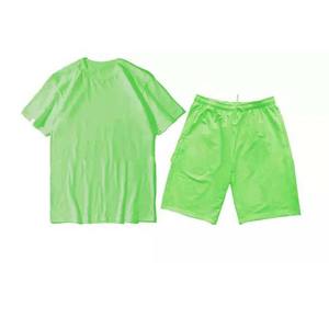 Camiseta de verano personalizada de manga corta para hombre, conjunto de 2 piezas con pantalones cortos lisos, 65% algodón, 35% poliéster, logotipo personalizado, conjunto de calidad para hombre. - Product Image 2