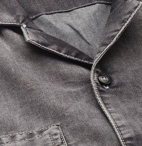 Conjunto de Dos Piezas de Felpa Gris para Hombre, Camisa Cargo sin Mangas con Botones y Pantalones Cortos Tipo Carpintero, Atuendo Casual de Verano 100% Algodón - Product Image 4