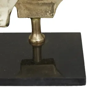 Escultura Abstracta Creativa Hecha a Mano en Aluminio Chapado en Oro, Decoración de Arte Moderno para Mesa de Salón - Product Image 2