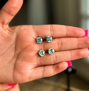 Pendientes de Moissanita Verde Azulado con Corte Portugués en Plata 925 Chapada en Oro de 14K, Personalizados con Piedras Preciosas para Mujer a Bajo Precio - Product Image 5