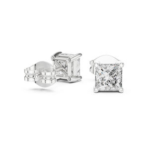 Boucles d'oreilles en or jaune 14 carats avec diamants de laboratoire de taille princesse pour femmes |   Boucles d'oreilles de mariage |   Nouveau diamant cultivé - Product Image 2