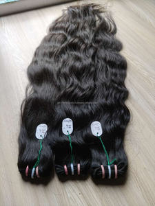 Vente en gros d'extensions de cheveux noirs vierges non traités Remy à cuticule alignée, paquet de cheveux bruts du même vendeur - Product Image 2