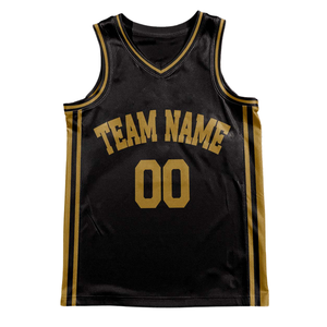 Ensemble d'uniformes de basket-ball personnalisés noirs style rétro avec texte doré, bordure dorée, maillot et short, design rétro avec nom et numéro d'équipe - Product Image 3