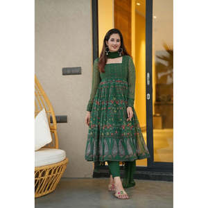 ENSEMBLE DE COMBINAISON GEORGETTE VERT BRILLANT - Product Image 3