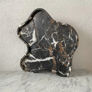 Bols en marbre noir et or, design irrégulier unique, décoration de maison de luxe faite à la main, bol à fruits, style moderne - Product Image 3