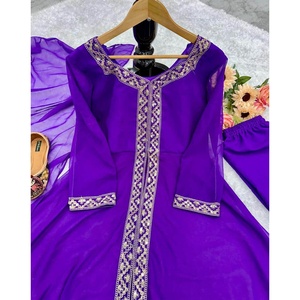 ATRACTIVE GEORGETTE SECUENCIA BORDADO TRABAJO TOP PALAZZO CON DUPATTA MORADO - Product Image 4