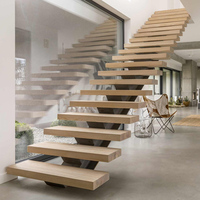 Marches d'escalier droites en bois massif de style moderne, revêtement de sol intérieur de luxe pour hôtels
