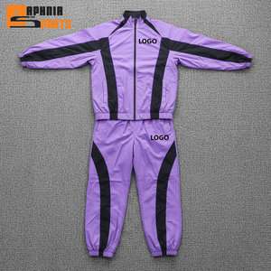 Conjunto Deportivo de Dos Piezas para Hombre, Chaqueta Cortavientos Personalizada con Diseño de Pedrería, Cierre de Cremallera, Material de Poliéster/Nailon - Product Image 4