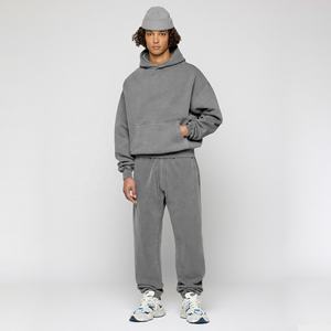 Traje de Jogger gris personalizable para hombre 100% algodón de alta calidad Boxy Hoodie pantalones de chándal con tamaño personalizado y diseño de logotipo - Product Image 1