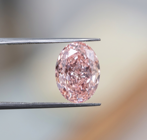 Diamant de laboratoire certifié, taille ovale, rose bébé, 1,50 carat, VVS1, pour un look élégant et éclatant - Product Image 3