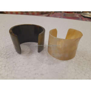 Conector de Unión de Cuerno Rústico Artesanal Vintage TerraHorn |   Tubo de Cuerno de Búfalo de Origen Ético |   Adaptador Resistente para Fontanería - Product Image 1