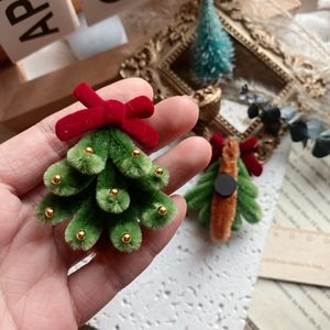 Ciondolo a Forma di Ghirlanda Natalizia all'Uncinetto, Decorazione Mini Fatta a Mano, Regalo Carino - Product Image 5