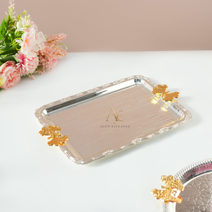 Plateau de service rectangulaire en métal argenté avec poignées papillon dorées, plateau de luxe pour les mariages, l'hôtellerie et la décoration de la maison - Product Image 1