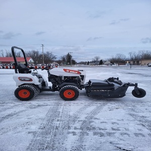 Achetez le tracteur à roues Bobcat AT450 4x4, haute puissance, livraison rapide, qualité supérieure, utilisation polyvalente, roulement moteur, disponible dès maintenant - Product Image 3