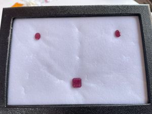 Conjunto de Pendientes y Colgante de Rubí Natural de Liberia de 8.55 Ct – Conjunto de Piedras Preciosas Sueltas, Rubí Rojo Genuino al por Mayor - Product Image 4
