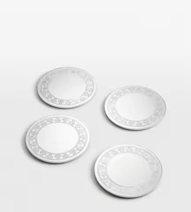 Ensemble de sous-verres décoratifs en métal finition or pour la protection des tasses et la mise en valeur de la table - Product Image 4