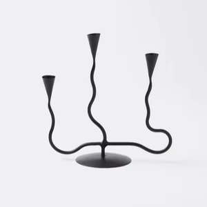 Bougeoirs votifs en métal adaptés Supports décoratifs pour bougies chauffe-plat parfaits pour la vaisselle, la décoration intérieure et les célébrations d'anniversaire - Product Image 1