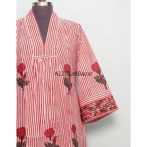 Vestido Maxi de Algodón con Estampado Floral Hecho a Mano, Manga Larga, Cuello en V, Estilo Bohemio, Ecológico, Corte en A, para Verano - Product Image 2