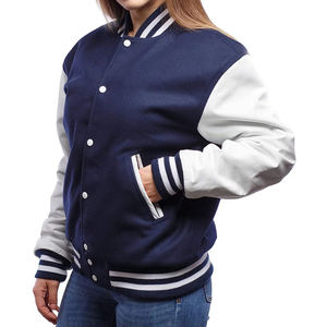 Chaquetas Varsity estilo estadounidense con logotipos personalizados para hermandades, fraternidades, escuelas y universidades, cuerpo 100% lana pura y mangas de cuero. - Product Image 4