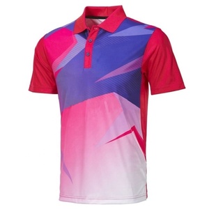 Polo personnalisé pour homme, dégradé rose et blanc, impression par sublimation, tissu Dry Fit, respirant, manches courtes, vêtements de sport, hauts décontractés - Product Image 4