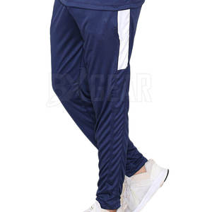 Conjunto Deportivo Casual Moderno para Hombre con Tela Suave para Comodidad Durante Todo el Día, Ideal para Estilo Urbano, Gimnasio o Atuendos de Fin de Semana - Product Image 2