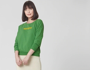 Sudadera Verde de Cuello Redondo para Mujer con Estampado de Letras, Corte Regular, Manga Larga, Tejido de Algodón, Estilo Casual - Product Image 1