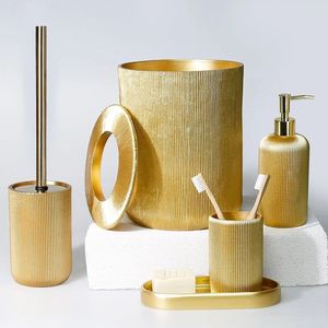 Juego de baño de latón para montar en la pared con dispensador de jabón, soporte para cepillos de dientes y accesorios a juego para encimera de baño - Product Image 6