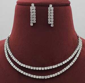 Conjunto de Collar y Pendientes en Tono Plateado con Circonitas Brillantes y Diseño de Gota de Agua, Joyería para Mujer - Product Image 2