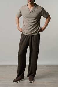 Servicio OEM, Pantalones Deportivos de Color Sólido para Hombre, Pantalones de Salón Marrón Oscuro, Pantalones Deportivos Texturizados de Corte Holgado y Suave, Fabricación en Pakistán - Product Image 5