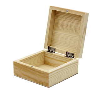 Caja de Joyería de Madera Hecha a Mano con Cierre, Caja de Almacenamiento Decorativa de Madera de Mango, Caja de Recuerdos Vintage Tallada a Mano con Diseño Geométrico - Product Image 2