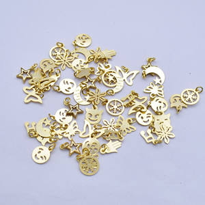 Elegante Colgante de Mariposa Chapado en Oro, Amuleto de Moda Inspirado en la Naturaleza, Suministro para la Creación de Joyas, Regalo para Ella - Product Image 3