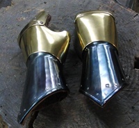 Gants de chevalier médiévaux en acier noirci avec accents en laiton pour cosplay, reconstitution historique, Halloween, Pâques, Noël, événements sportifs