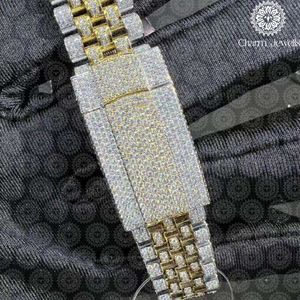 Reloj de Cuarzo Analógico de Lujo para Mujer Charm Jewels con Incrustaciones de Diamantes, Caja Redonda de 38 mm, Correa de Acero Inoxidable, Esfera Luminosa - Product Image 3
